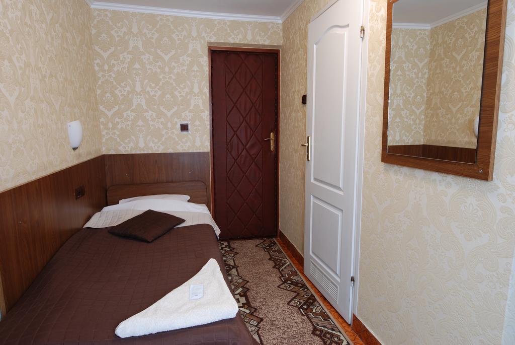 Hotel La-Musica П'ясечно Екстер'єр фото